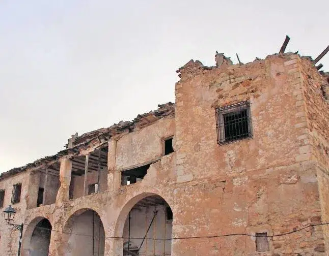 palacio de los fernandez de cordoba ruinas